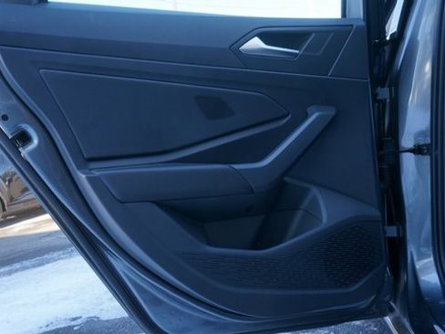 Certified 2023 Volkswagen Jetta SE w/ Panoramic Sunroof Package image 42