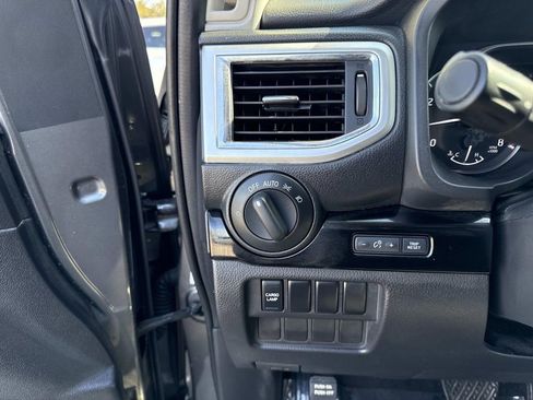 Certified 2021 Nissan Titan SV w/ Accessory Utility Package image 31