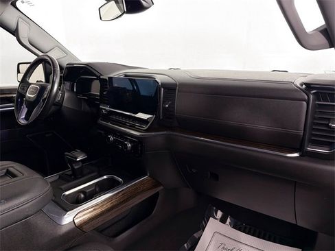 Used 2022 GMC Sierra 1500 Elevation w/ Preferred Package image 26