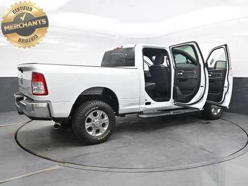 Used 2024 RAM 2500 Big Horn AWD/4WD image 57