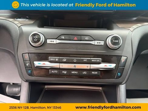 Used 2020 Ford Explorer Limited w/ Class III Trailer Tow Package AWD/4WD image 23