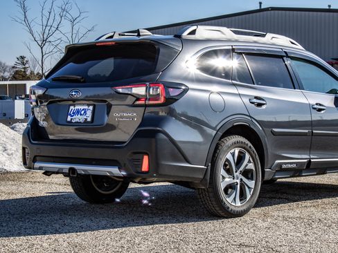 Used 2020 Subaru Outback Touring XT image 18