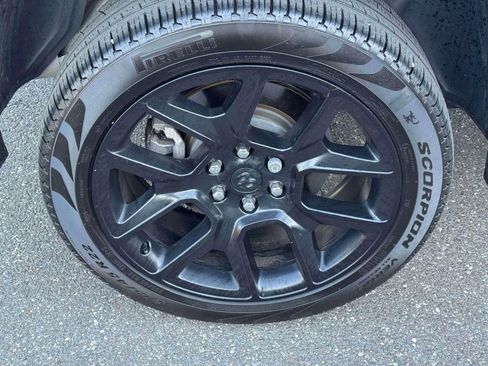 Used 2025 RAM 1500 Laramie w/ Night Edition image 10