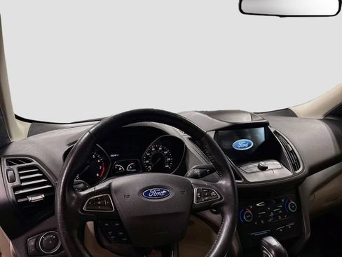 Used 2019 Ford Escape SEL AWD/4WD image 10