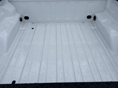 New 2026 Jeep Gladiator Sahara image 14