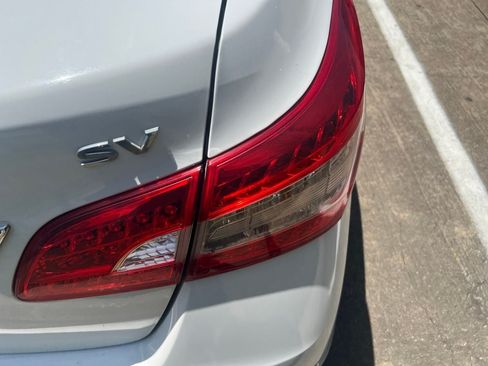 Used 2015 Nissan Sentra SV FWD image 4