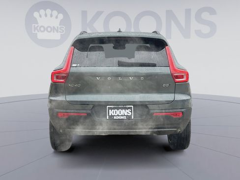 New 2026 Volvo XC40 B5 Plus w/ Protection Package Premier image 5