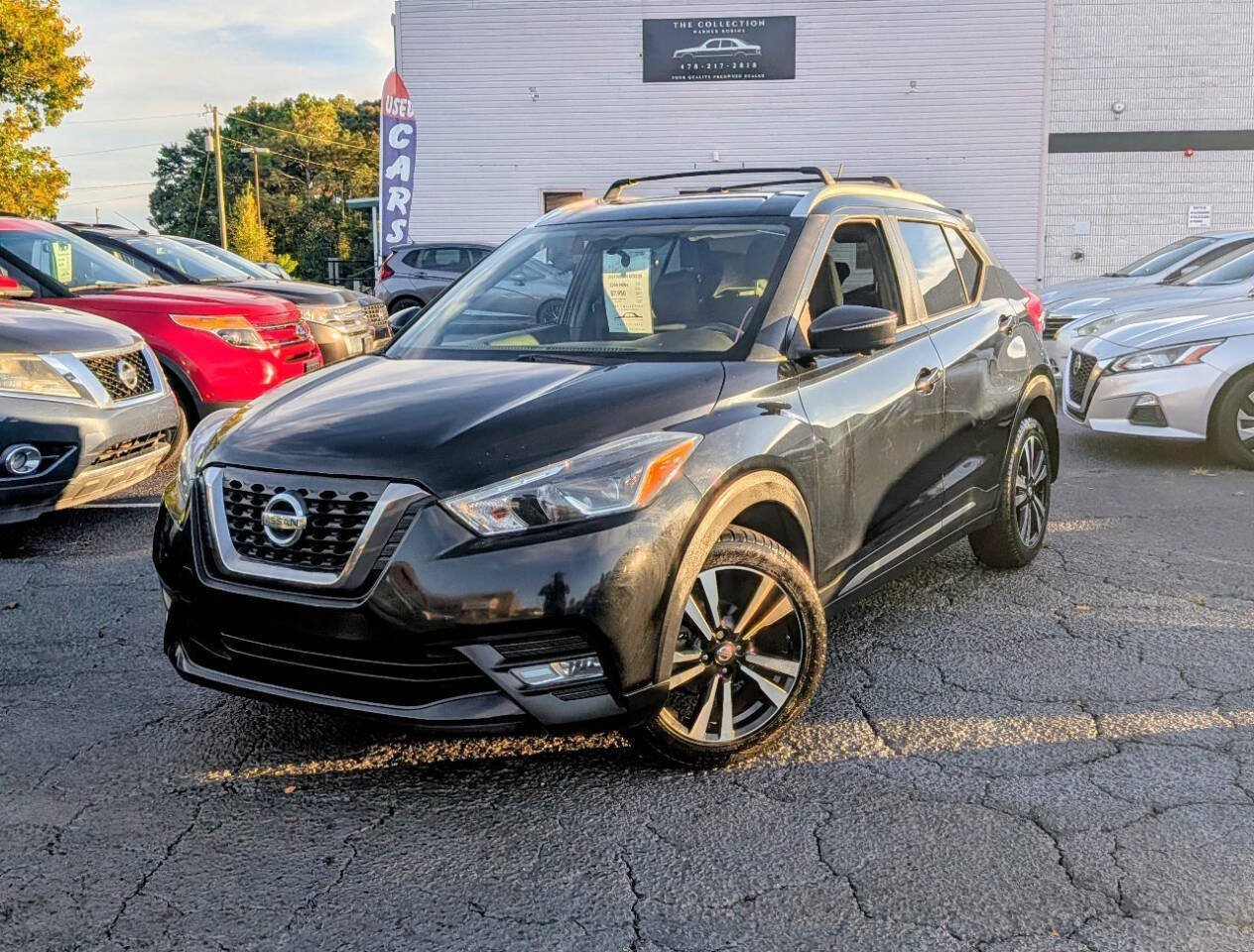 Used 2018 Nissan Kicks SR w/ Exterior Electronics Package FWD image 1
