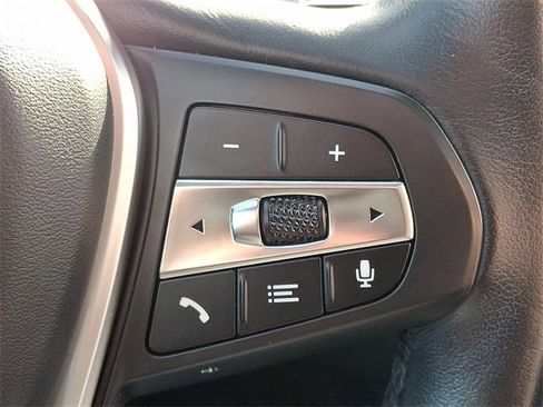 Used 2021 BMW 330i xDrive Sedan w/ Premium Package image 22