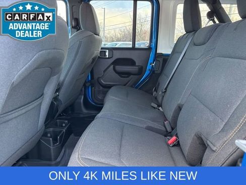 Used 2025 Jeep Wrangler Sport S image 24