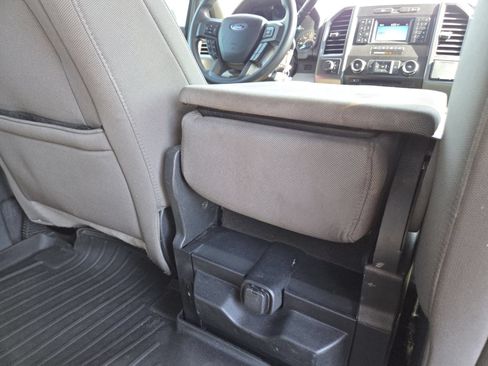 Used 2018 Ford F150 XLT AWD/4WD image 21