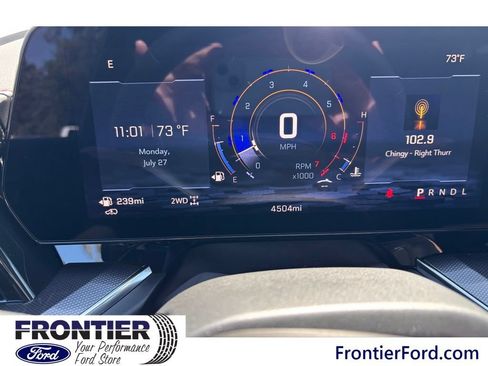 Used 2025 Chevrolet Suburban RST w/ RST Capability Package AWD/4WD image 11