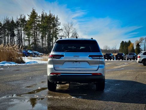 Certified 2024 Jeep Grand Cherokee L Limited image 4