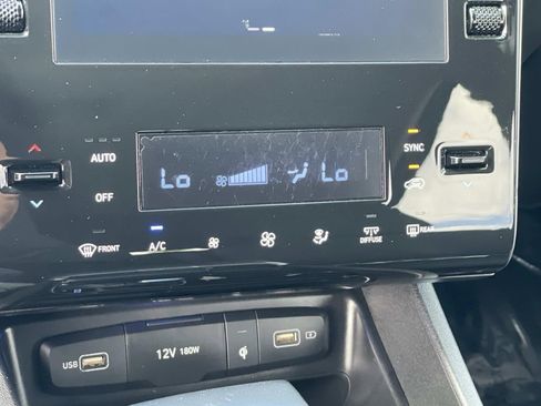 Used 2022 Hyundai Tucson SEL w/ Convenience Package image 11