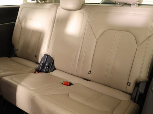 Used 2024 Ford Expedition Max Limited image 14