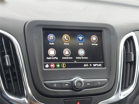 Used 2021 Chevrolet Equinox LT image 17