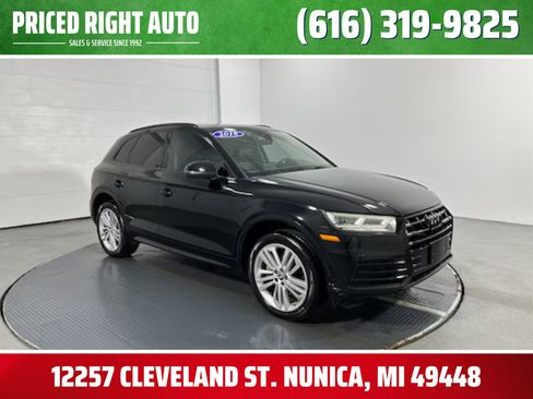 Used 2018 Audi Q5 2.0T Premium Plus w/ Premium Plus Package image 1