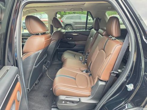 Used 2024 Honda Pilot Elite image 21