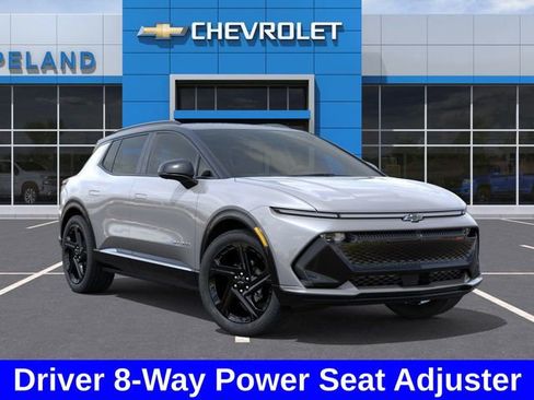 New 2026 Chevrolet Equinox EV RS image 8