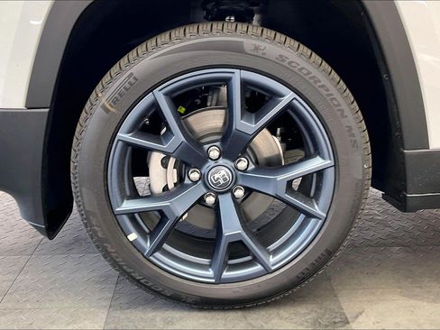 New 2026 Jeep Cherokee Limited AWD/4WD image 14