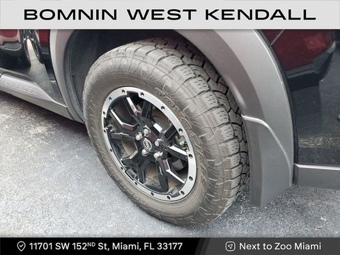 Used 2025 Nissan Pathfinder Rock Creek image 11