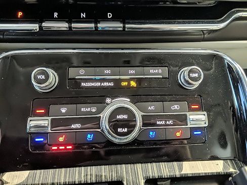 Certified 2022 Lincoln Navigator L Black Label image 22