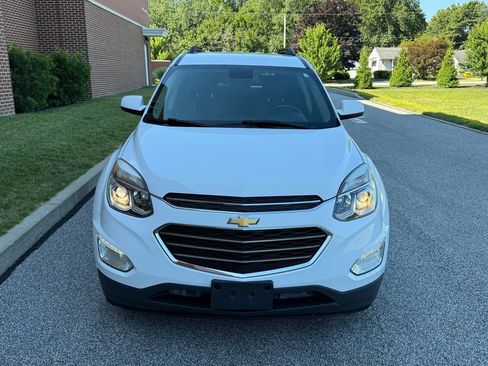 Used 2017 Chevrolet Equinox LT w/ Convenience Package FWD image 2