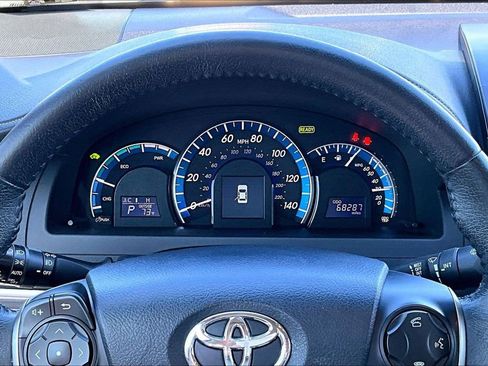 Used 2012 Toyota Camry XLE w/ Leather Pkg FWD image 13