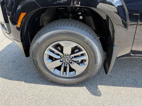New 2026 Nissan Frontier SV w/ Tow Package AWD/4WD image 14