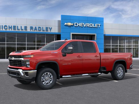 New 2026 Chevrolet Silverado 3500 LT AWD/4WD image 2