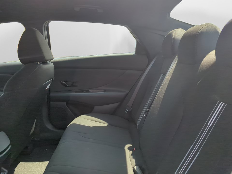 Certified 2026 Hyundai Elantra Sport FWD image 14