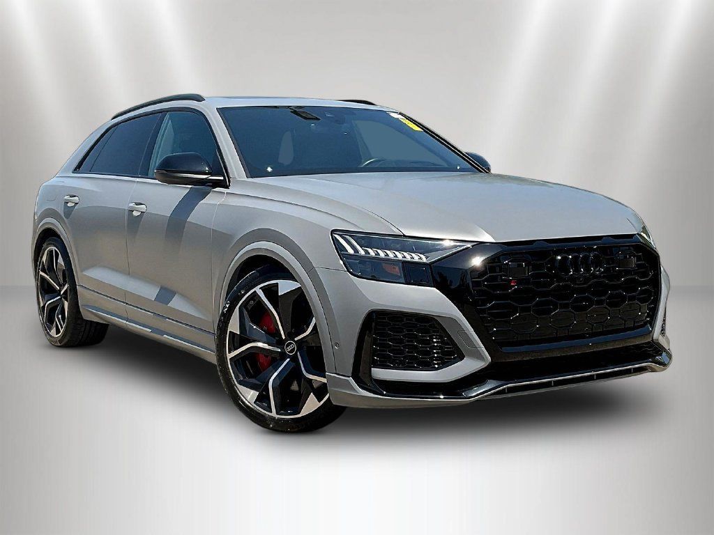 Used 2023 Audi RS Q8 AWD/4WD image 3