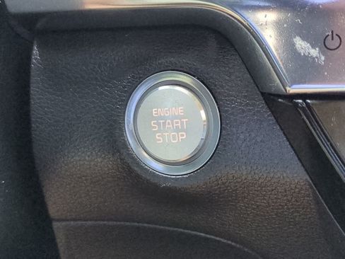 Used 2022 Kia Telluride S FWD image 29