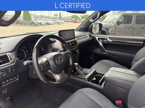 Used 2023 Lexus GX 460 Premium w/ Premium Package image 2