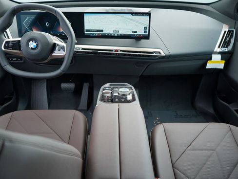New 2026 BMW iX xDrive45 image 12