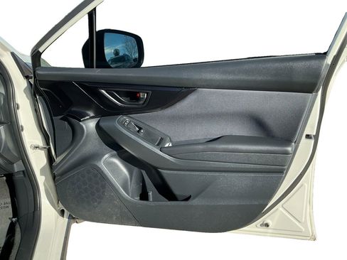 Used 2018 Subaru Crosstrek 2.0i Premium image 16