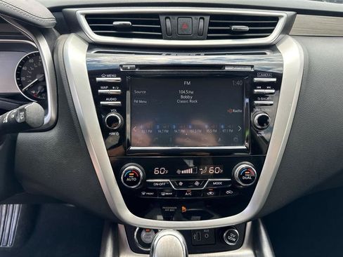 Used 2018 Nissan Murano SV AWD/4WD image 14