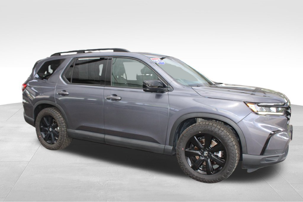 Used 2025 Honda Pilot Black Edition image 20