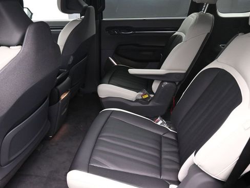 New 2026 Kia EV9 GT-Line AWD/4WD image 15