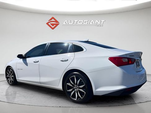 Used 2018 Chevrolet Malibu LT w/ True North Edition FWD image 4