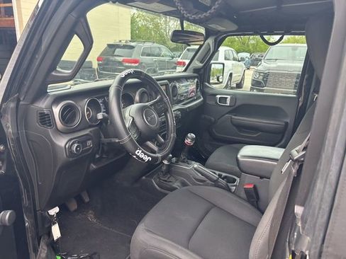 Used 2023 Jeep Wrangler Sport AWD/4WD image 13