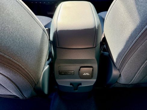 New 2025 Ford Maverick XLT w/ XLT Luxury Package image 31