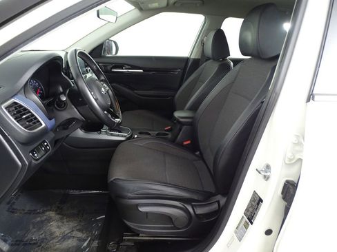 Used 2021 Kia Seltos S image 10