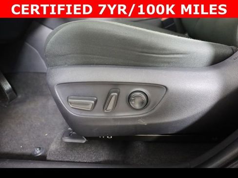 Used 2025 Toyota RAV4 XLE w/ Convenience Package AWD/4WD image 18