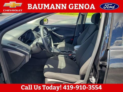 Used 2015 Ford Focus SE FWD image 9