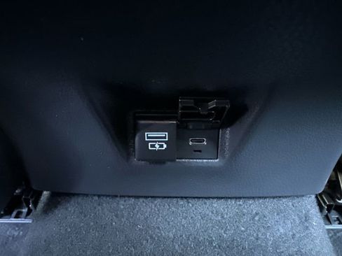 Certified 2025 Toyota Camry SE FWD image 18