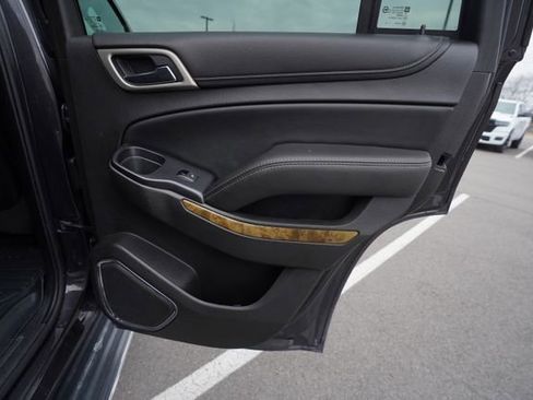Used 2016 GMC Yukon Denali image 24