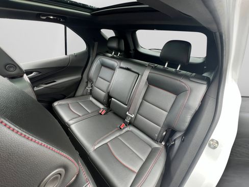 Used 2024 Chevrolet Equinox RS w/ RS Leather Package FWD image 12