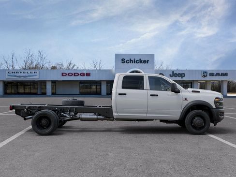 New 2026 RAM 4500 Tradesman AWD/4WD image 23