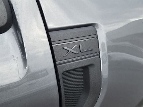New 2025 Ford Maverick XL FWD image 7